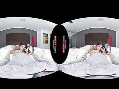 RealityLovers VR - Brenna Sparks' Teasing Virtual Affair